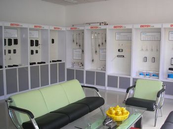 <a href='http://m.cekoo.cn' class='text_a'>電子鎮(zhèn)流器</a>